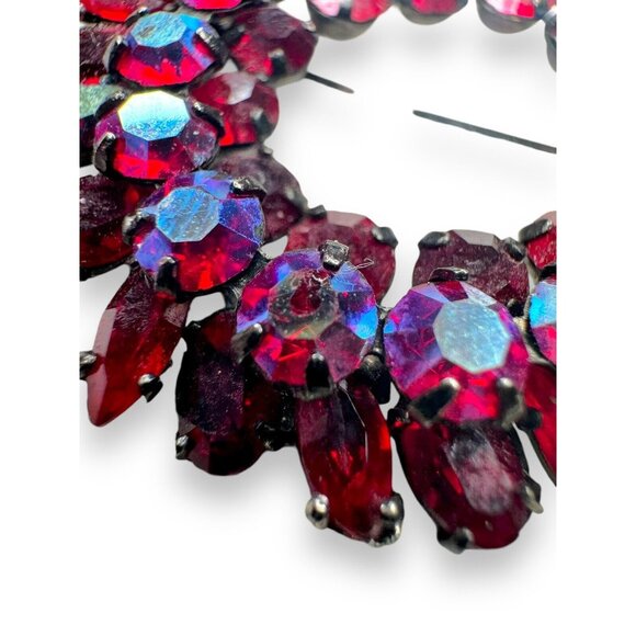 Sherman Red Pink Aurora Borealis Crystal Japanned Vintage Wreath Brooch - Picture 10 of 16